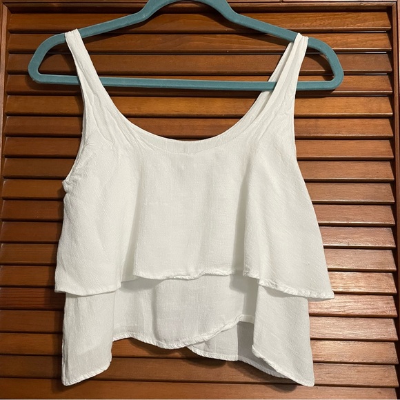 Lucy Love White Layered Crop Tank Top Medium - Picture 3 of 6